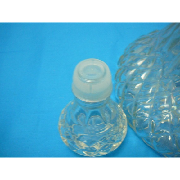 Vintage Diamond Cut Captains Wine Decanter - Picture 4 of 8